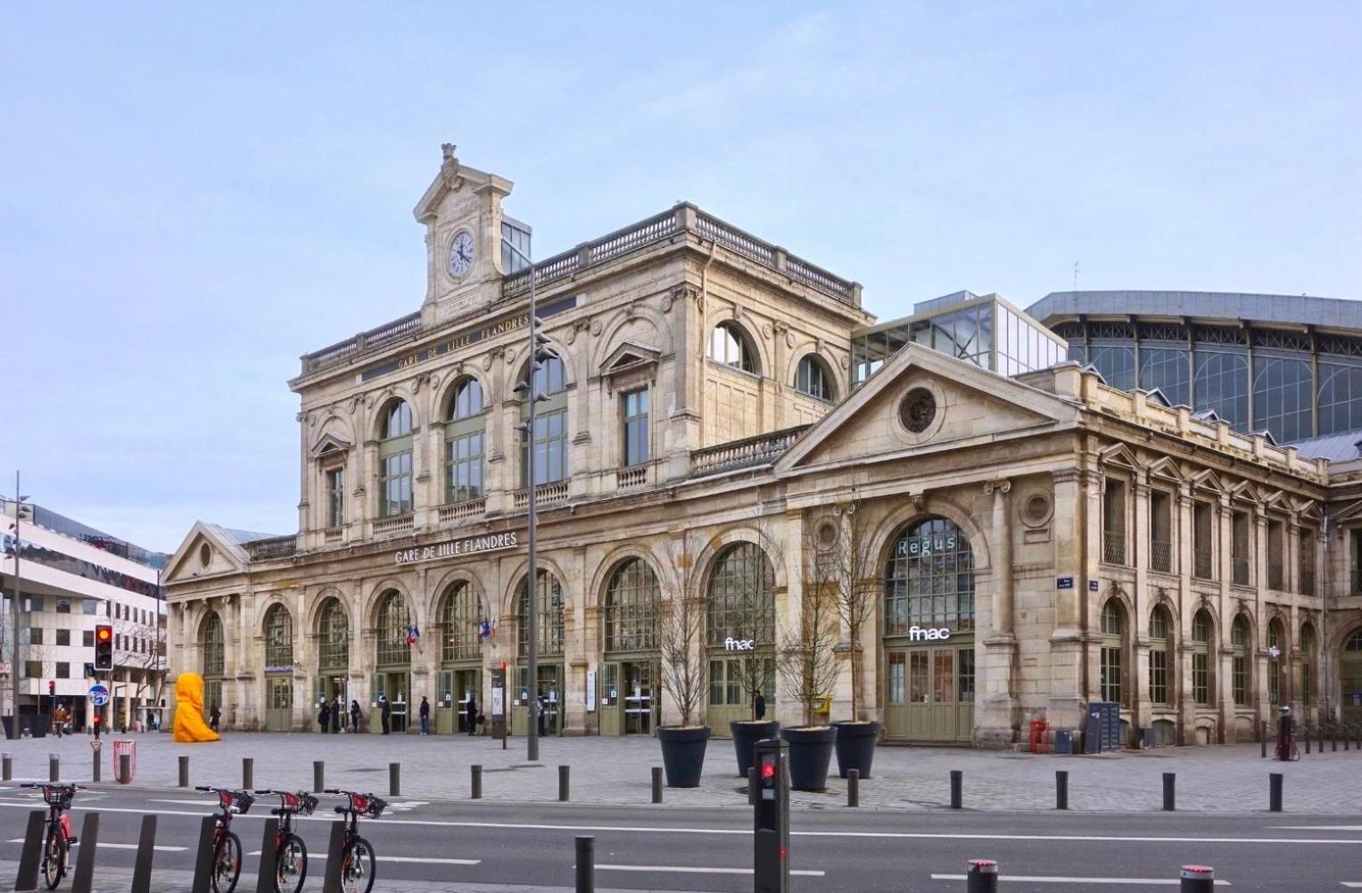 Apartment For 4 In Front Of Lille Flandres Station Buitenkant foto